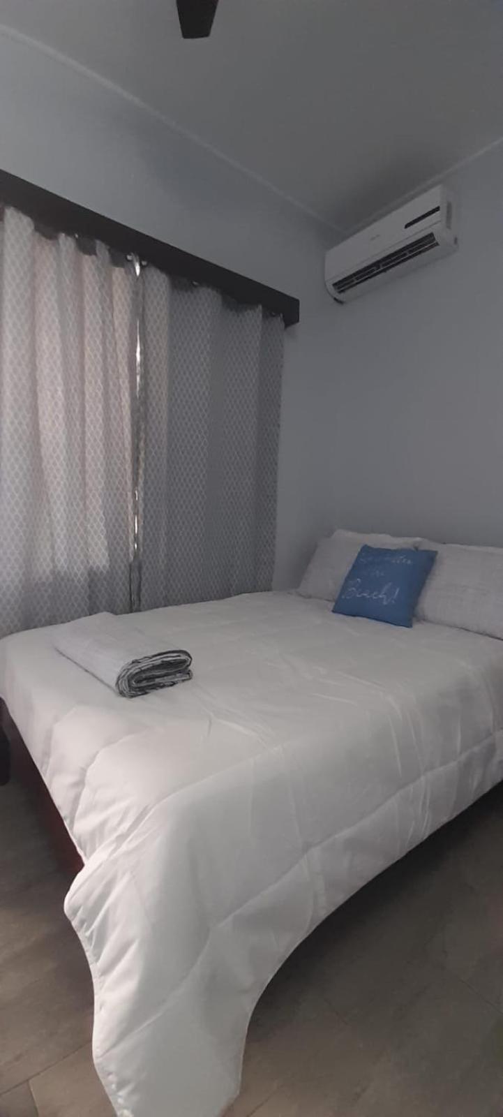 Serenade Hotel Placencia Εξωτερικό φωτογραφία