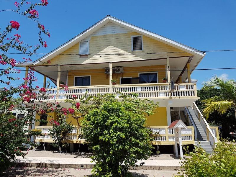 Serenade Hotel Placencia Εξωτερικό φωτογραφία