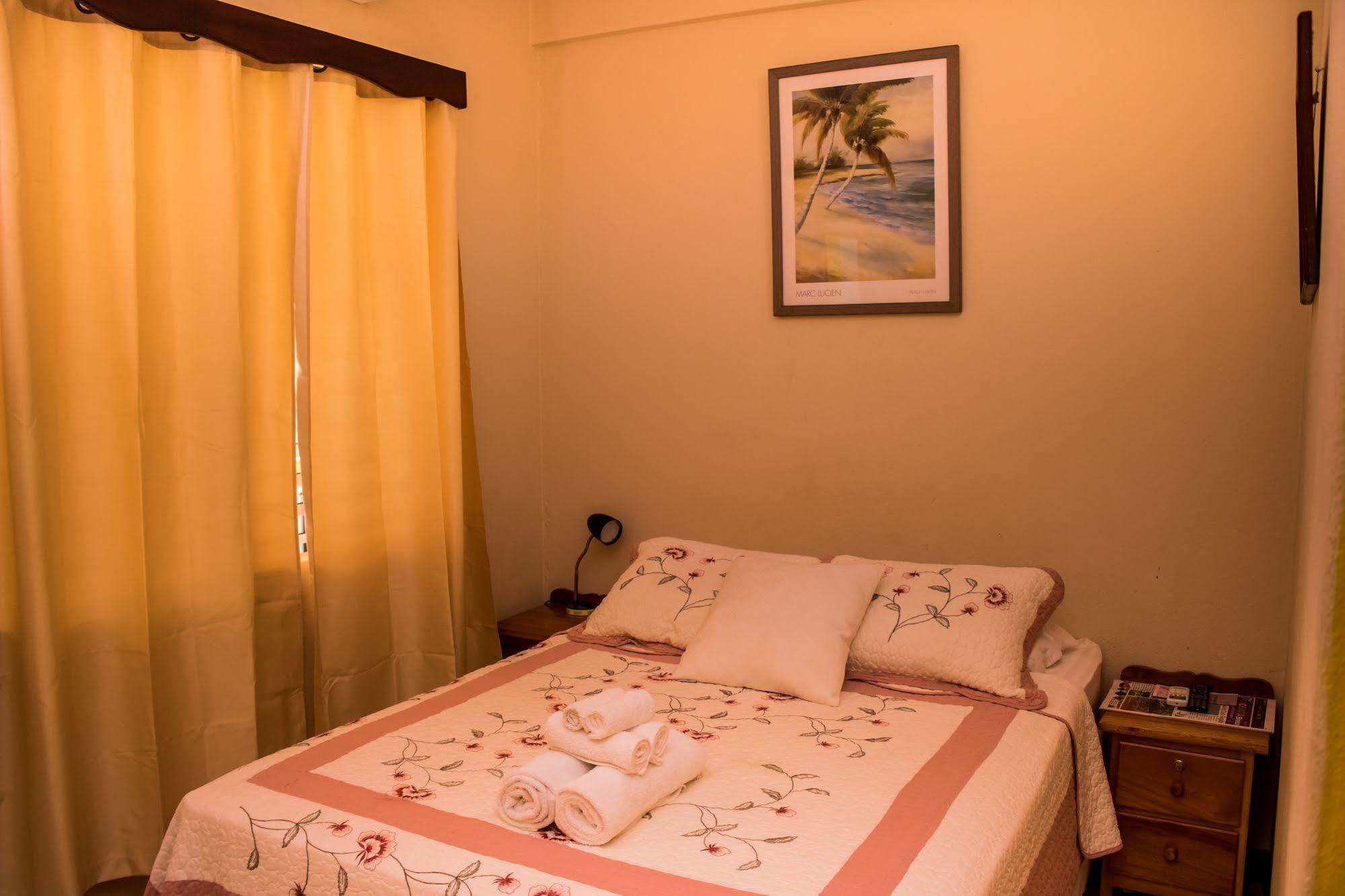 Serenade Hotel Placencia Εξωτερικό φωτογραφία