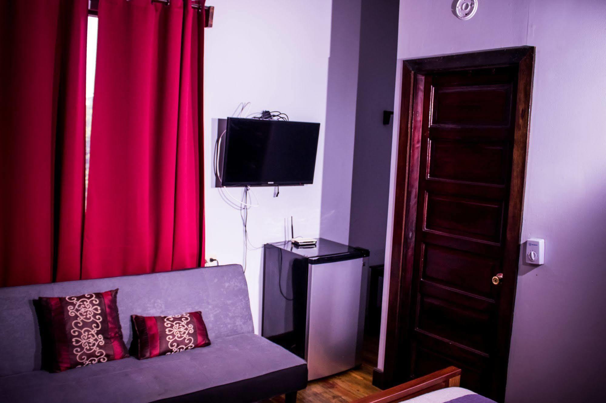 Serenade Hotel Placencia Εξωτερικό φωτογραφία